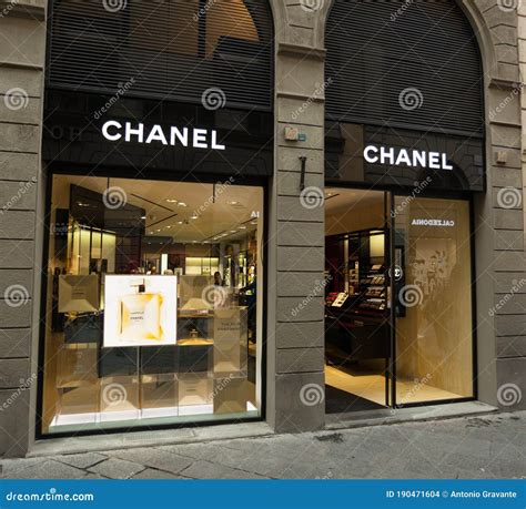 chanel shop online italy|chanel stores in italy.